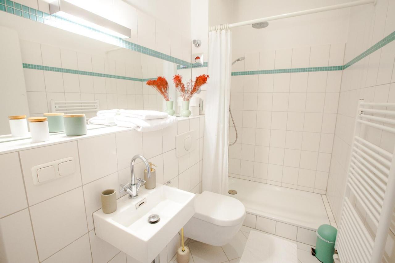 Family-friendly Waterfront Loft, 3 Bedrooms, 130 M2 Апартаменты Берлин