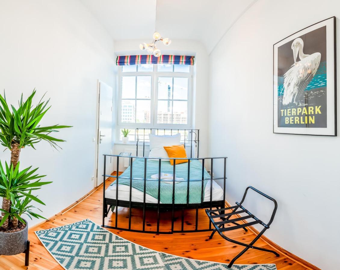 Апартаменты Family-friendly Waterfront Loft, 3 Bedrooms, 130 M2 Берлин